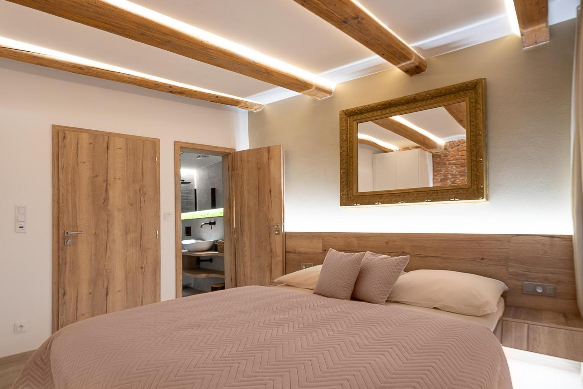 White Wolf Boutique Apartments Olomouc Exterior photo